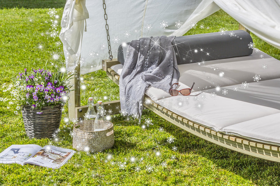 Serena Swinging Day Bed